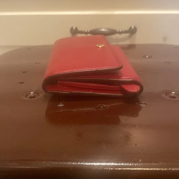 COACH. Red Leather Wallet with Gold Hardware - Picture 13 of 16